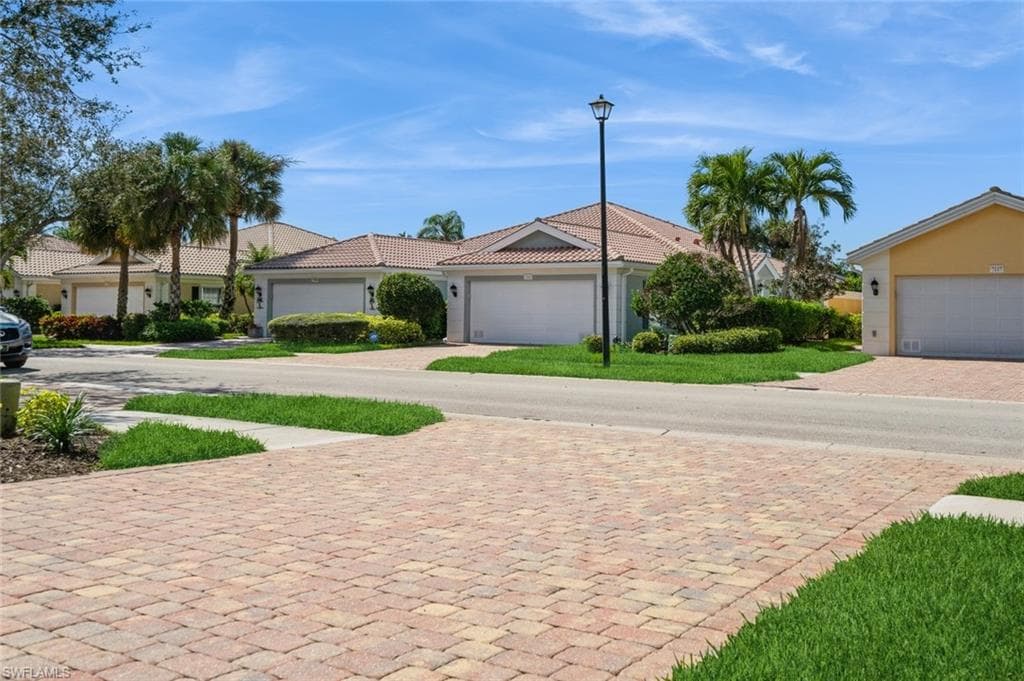 7146 Marconi Ct, Naples, FL 34114-41