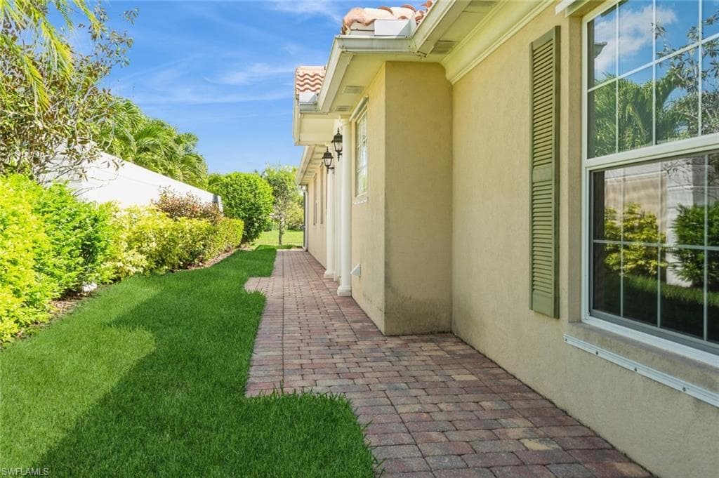 7146 Marconi Ct, Naples, FL 34114-46