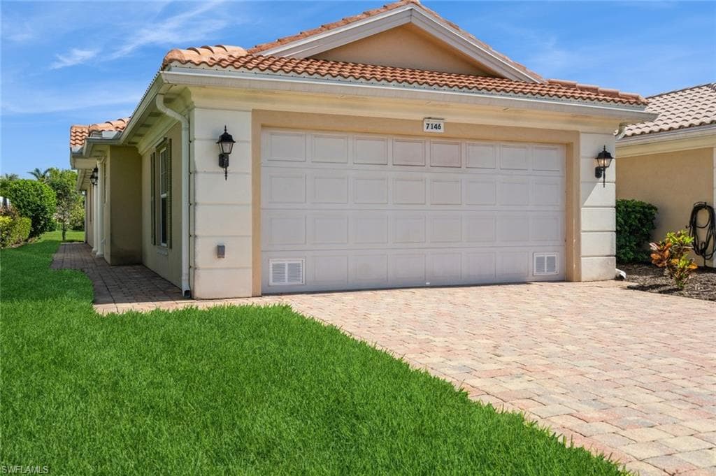 7146 Marconi Ct, Naples, FL 34114-50