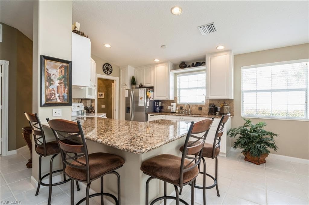 7146 Marconi Ct, Naples, FL 34114-5