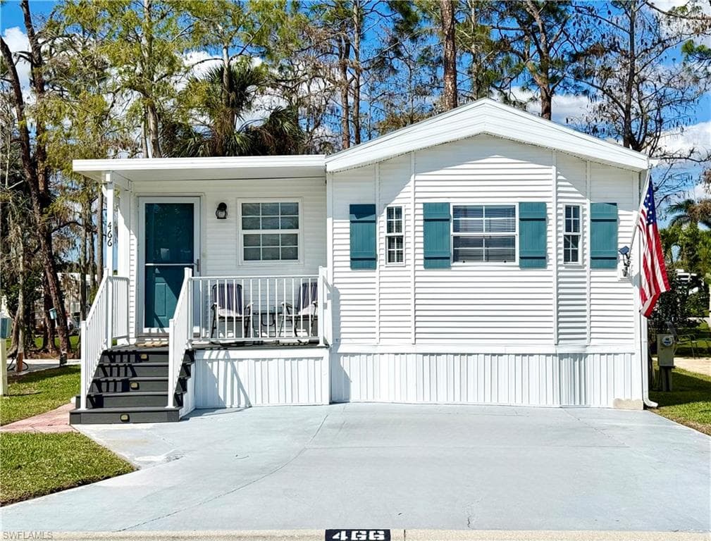 466 Vanda Sanctuary, Naples, FL 34114-2