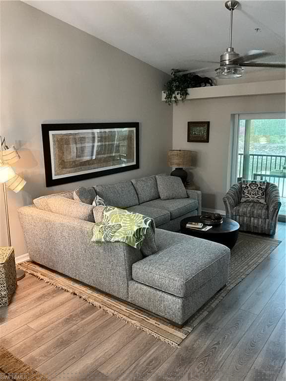 8560 Naples Heritage Dr 725, Naples, FL 34112-14