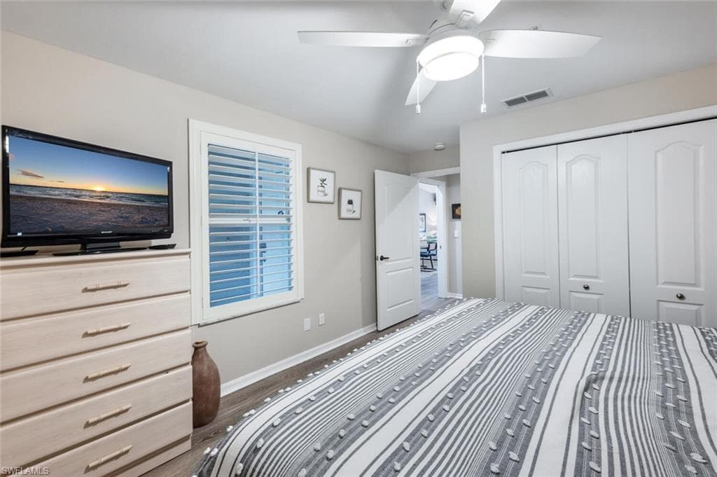 8560 Naples Heritage Dr 725, Naples, FL 34112-18