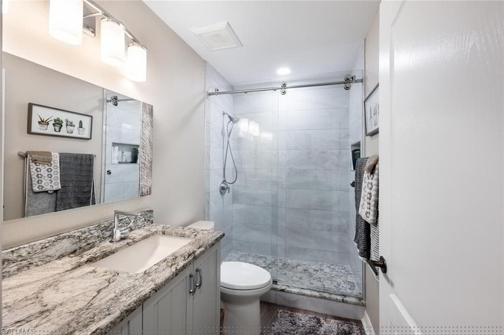 8560 Naples Heritage Dr 725, Naples, FL 34112-24