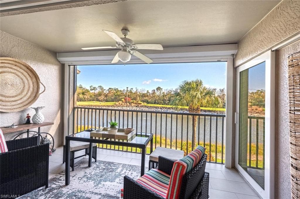8560 Naples Heritage Dr 725, Naples, FL 34112-30