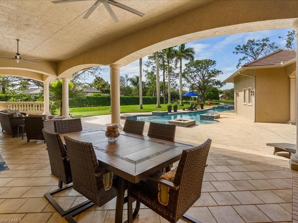 741 Hickory Rd, Naples, FL 34108-36