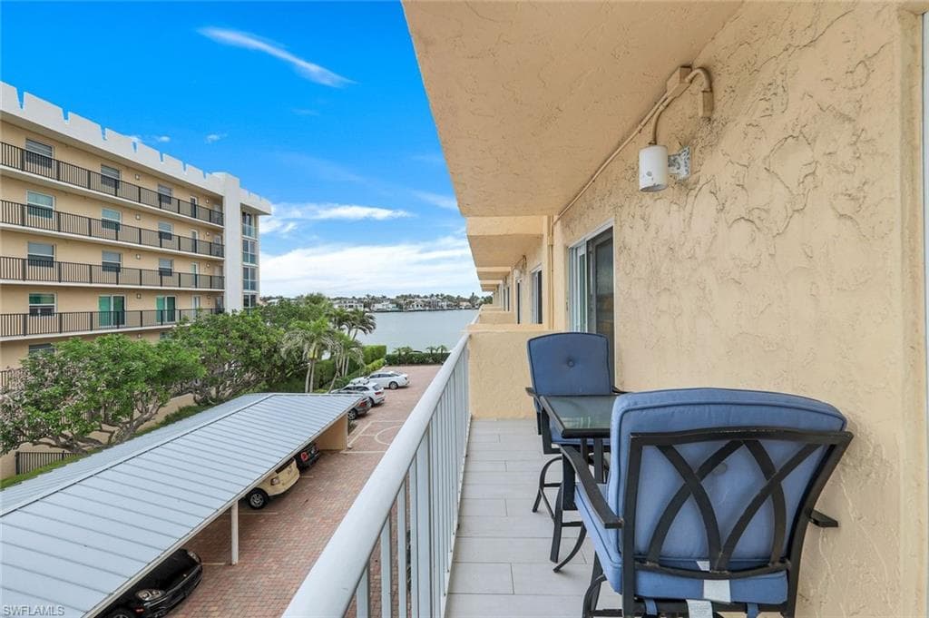 3450 Gulf Shore Blvd N 306, Naples, FL 34103-24