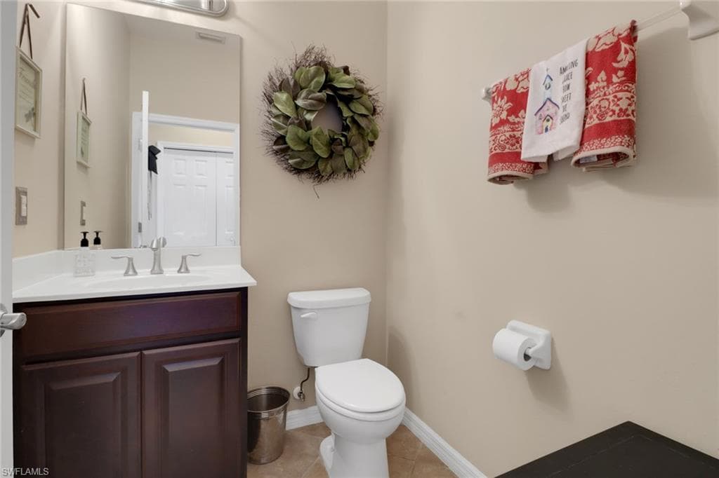 15357 Summit Place Cir 260, Naples, FL 34119-14