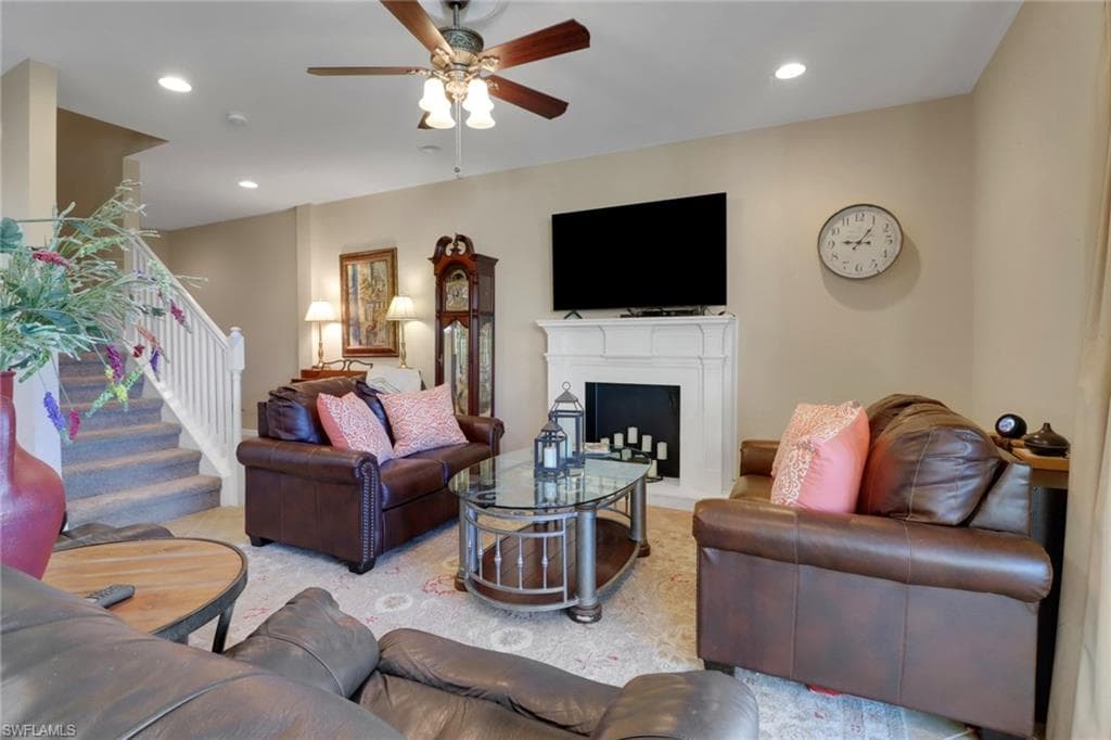 15357 Summit Place Cir 260, Naples, FL 34119-5