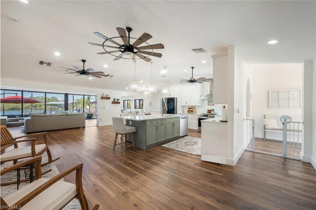13308 Island Rd, Fort Myers, FL 33905-11