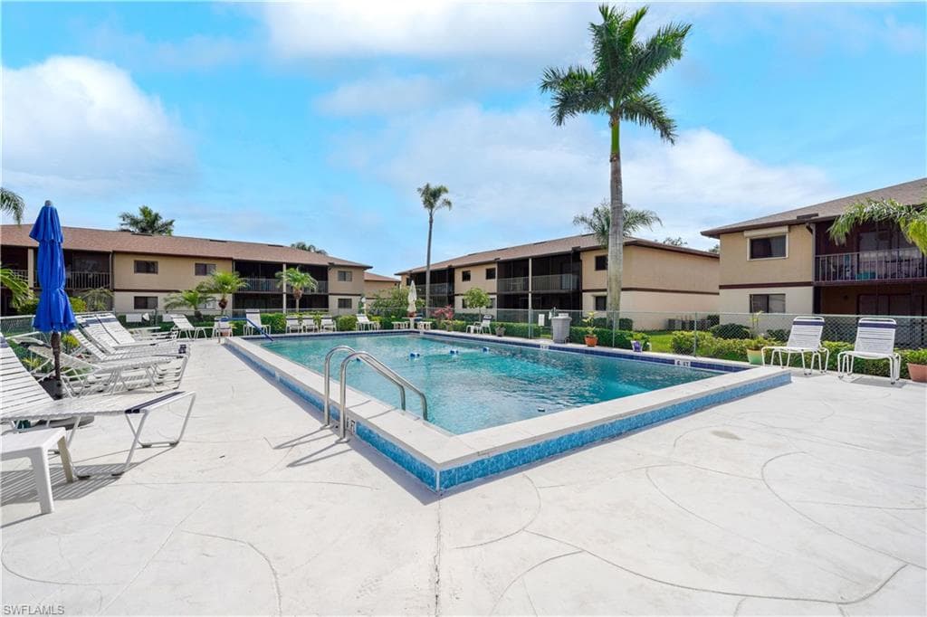 4790 Cleveland Ave 905, Fort Myers, FL 33907-20