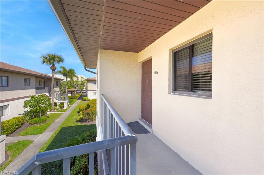 4790 Cleveland Ave 905, Fort Myers, FL 33907-3