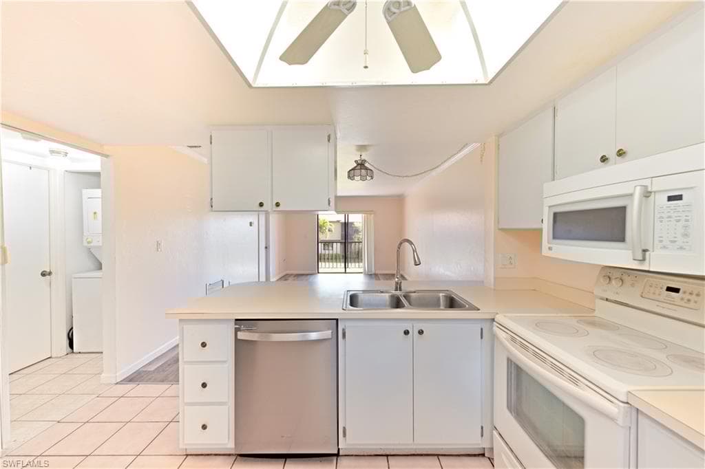 4790 Cleveland Ave 905, Fort Myers, FL 33907-6