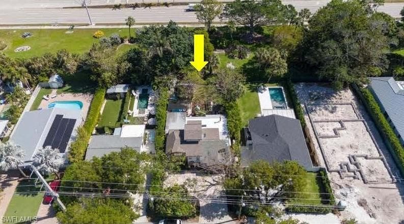 1100 13th St N, Naples, FL 34102-5