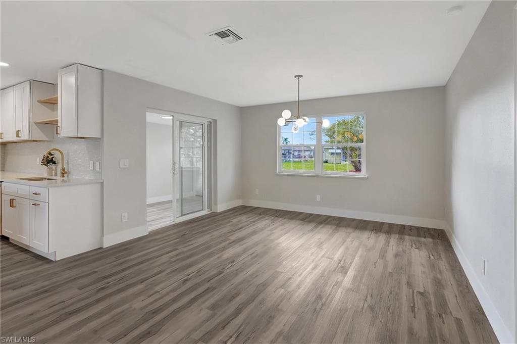 1418 26th St, Cape Coral, FL 33904-25