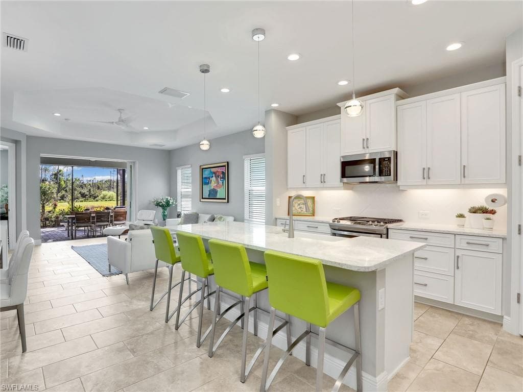 2231 Marquesa Cir, Naples, FL 34112-14
