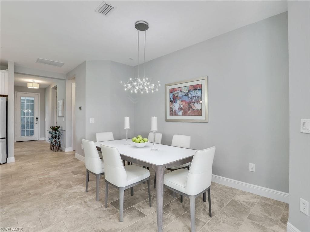 2231 Marquesa Cir, Naples, FL 34112-16