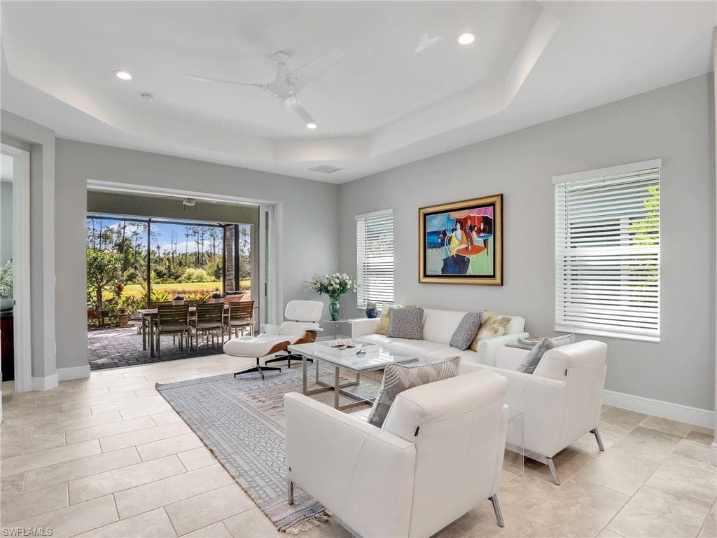 2231 Marquesa Cir, Naples, FL 34112-17