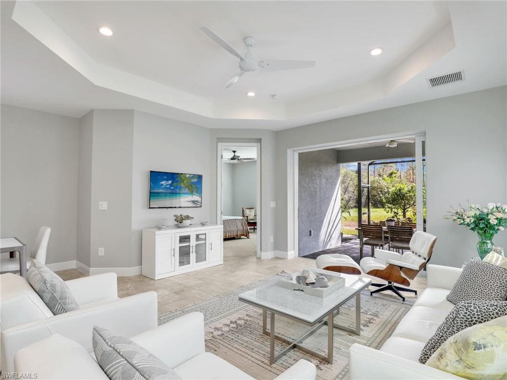2231 Marquesa Cir, Naples, FL 34112-18