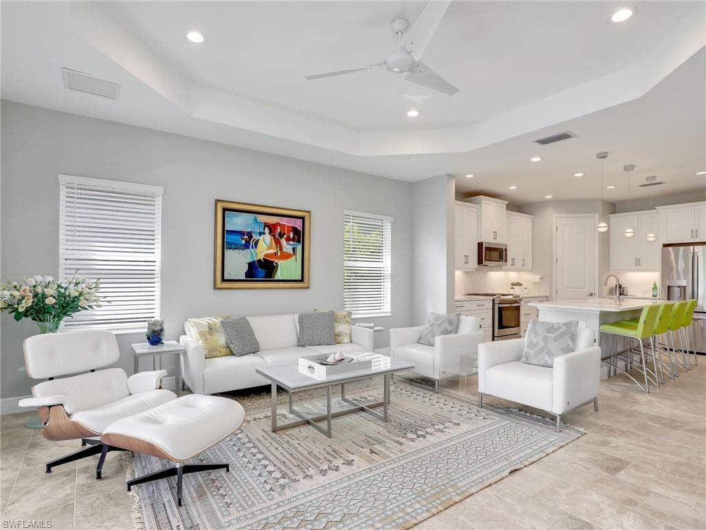 2231 Marquesa Cir, Naples, FL 34112-19
