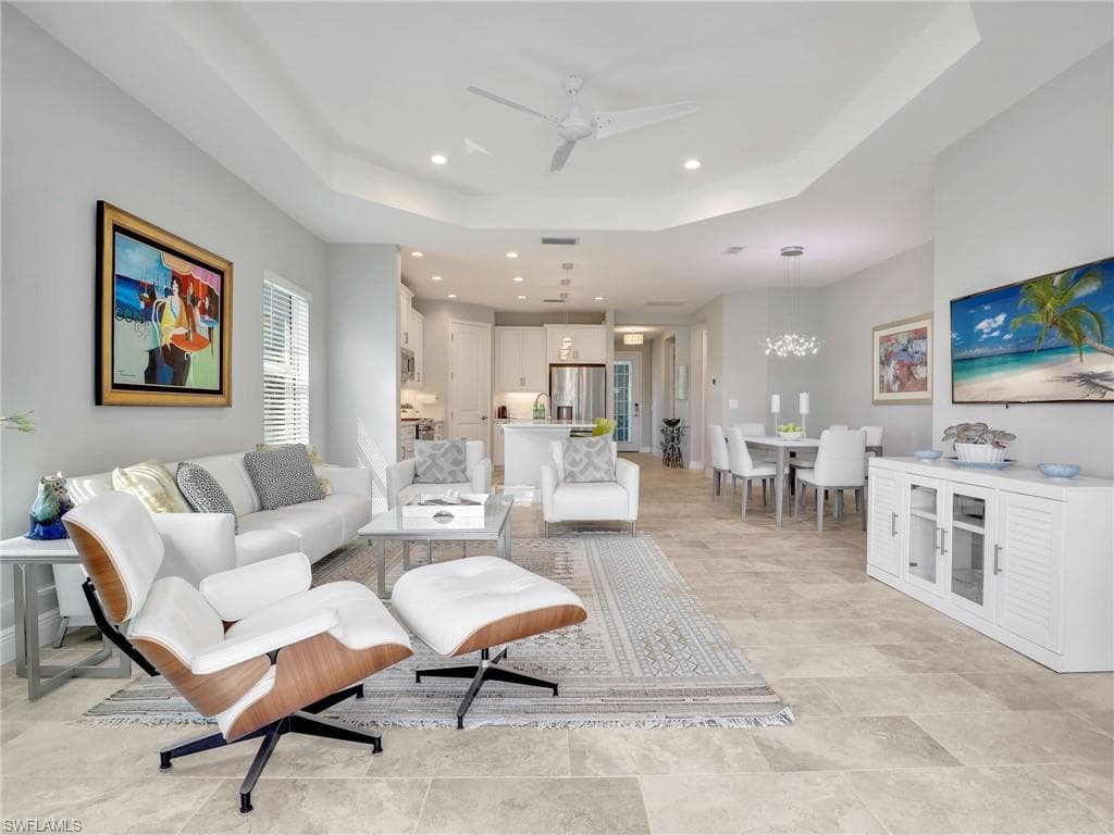 2231 Marquesa Cir, Naples, FL 34112-20
