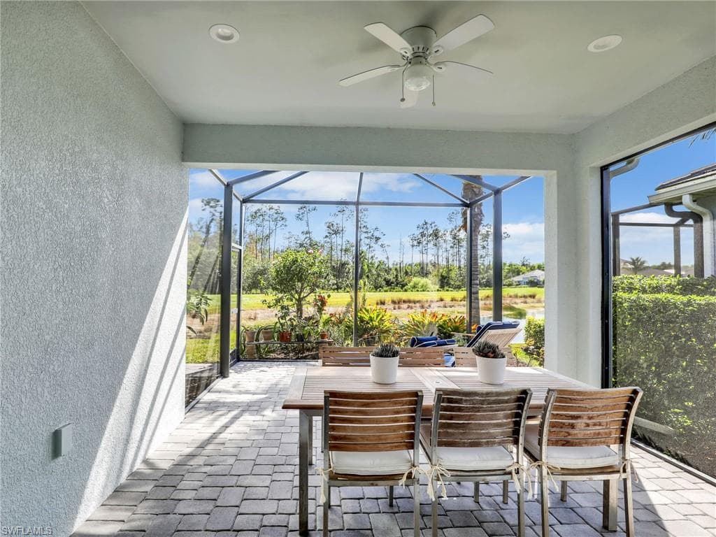 2231 Marquesa Cir, Naples, FL 34112-21