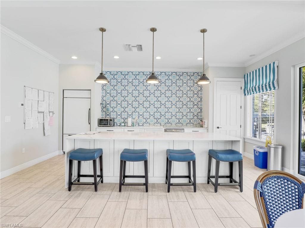 2231 Marquesa Cir, Naples, FL 34112-44