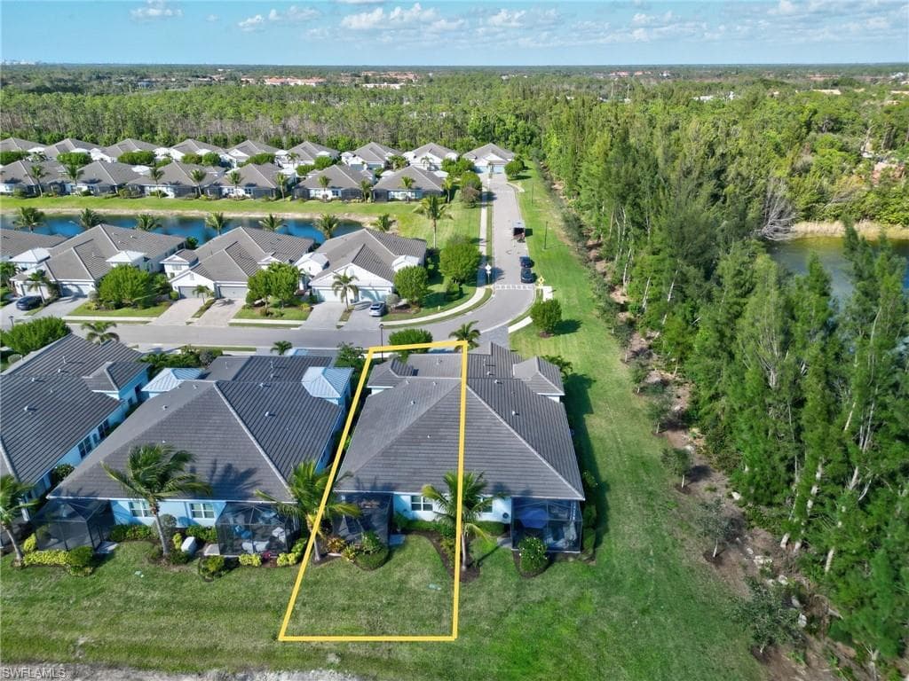 2231 Marquesa Cir, Naples, FL 34112-4
