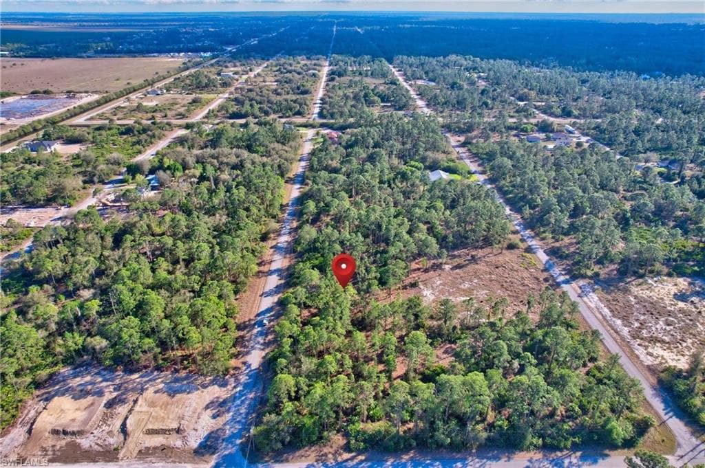 1221 Abbott Ave, Lehigh Acres, FL 33972-10