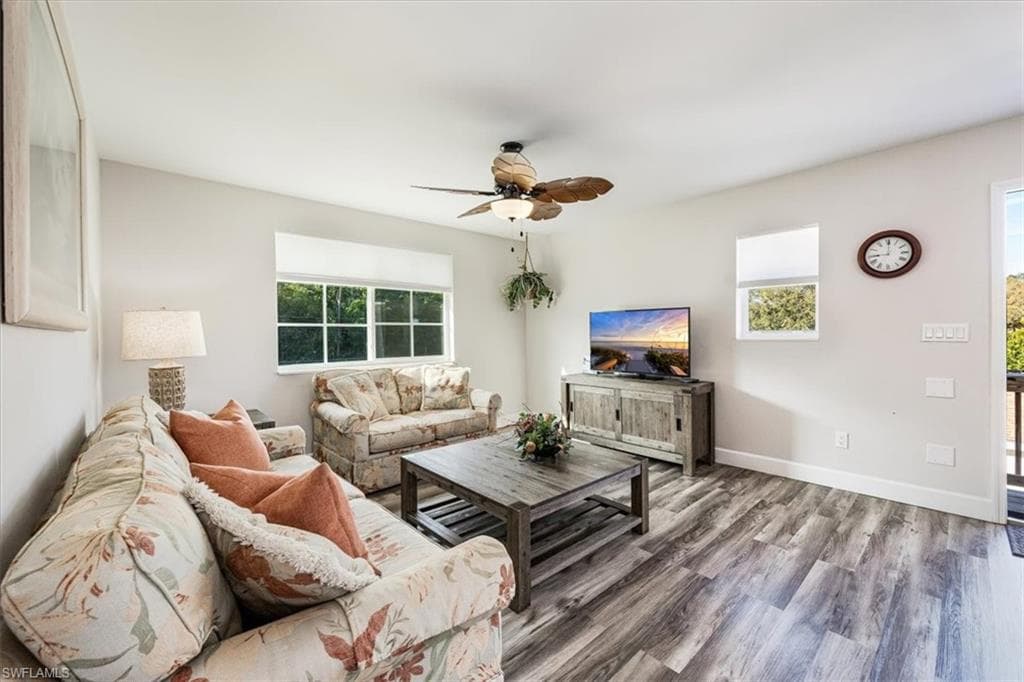 3561 Thomasson Dr, Naples, FL 34112-6