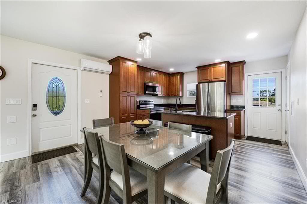 3561 Thomasson Dr, Naples, FL 34112-7