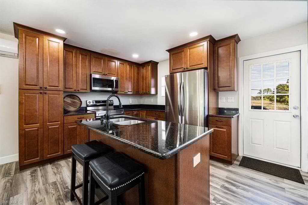 3561 Thomasson Dr, Naples, FL 34112-8