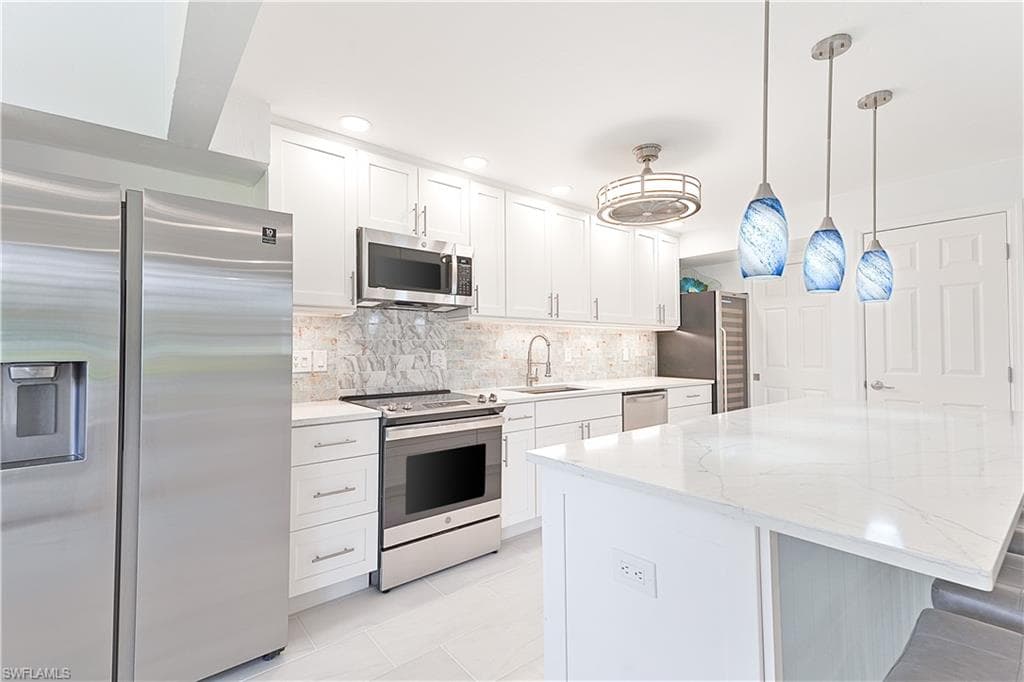 27771 Hacienda East Blvd 223d, Bonita Springs, FL 34135-5