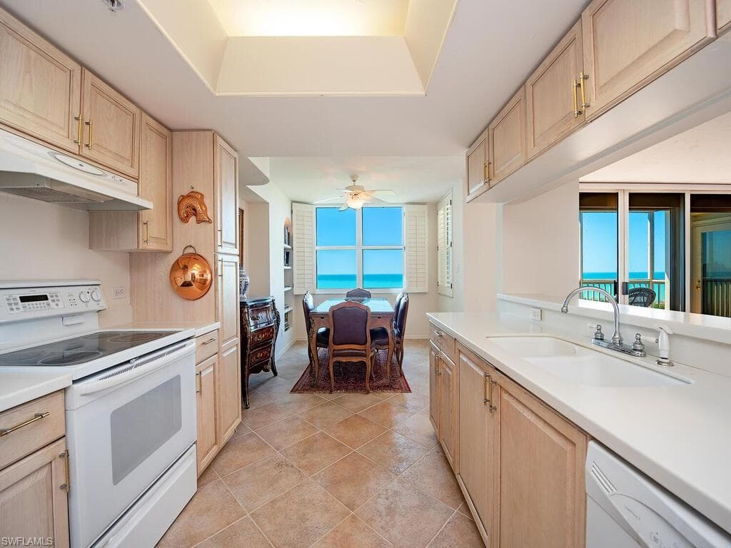 6573 Marissa Loop 1805, Naples, FL 34108-6