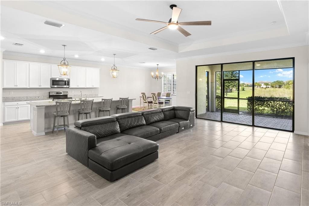 17577 Elkgrove Ln, Estero, FL 33928-15