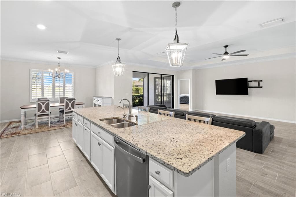 17577 Elkgrove Ln, Estero, FL 33928-24