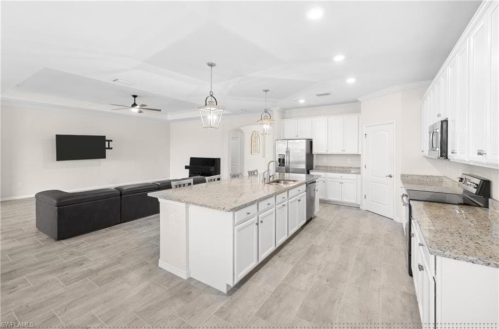 17577 Elkgrove Ln, Estero, FL 33928-27