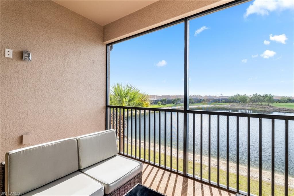 9365 Pocida Ct 203, Naples, FL 34119-28