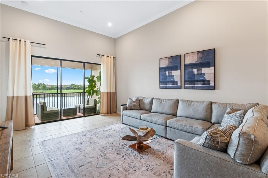 9365 Pocida Ct 203, Naples, FL 34119-4