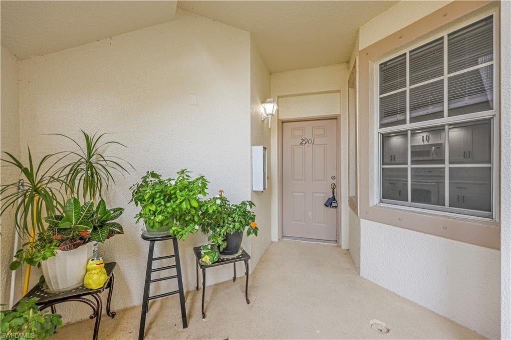 365 Stella Maris Dr N 2901, Naples, FL 34114-2