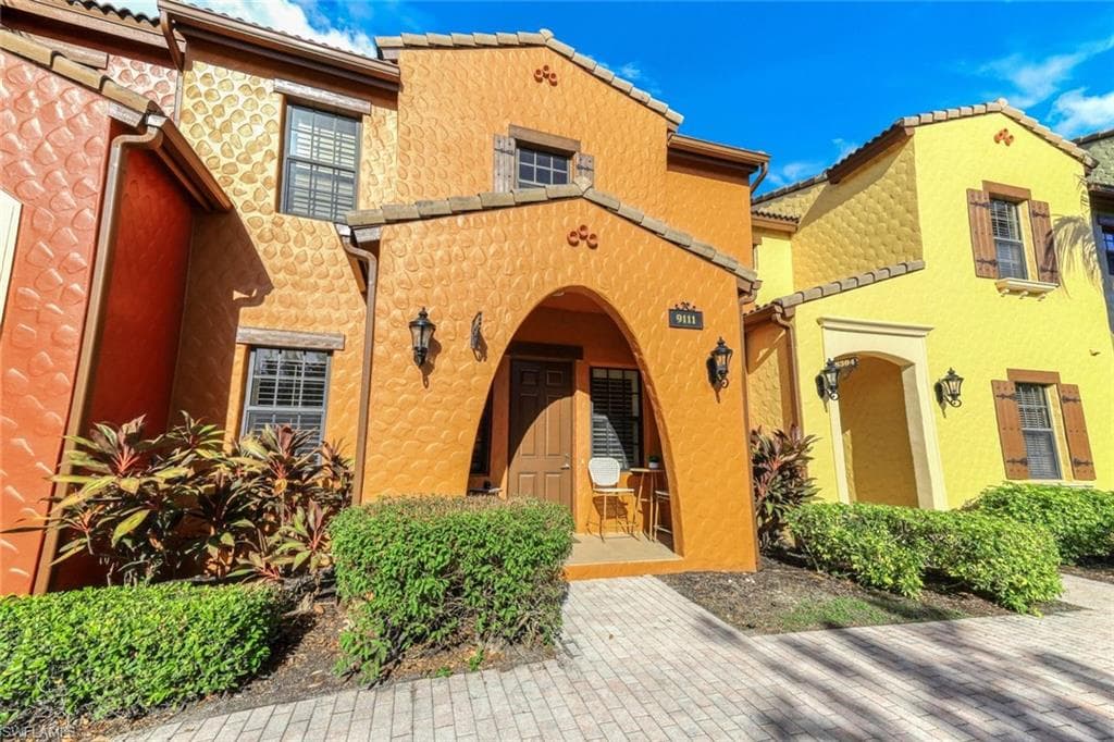 9111 Capistrano St S 8303, Naples, FL 34113-23