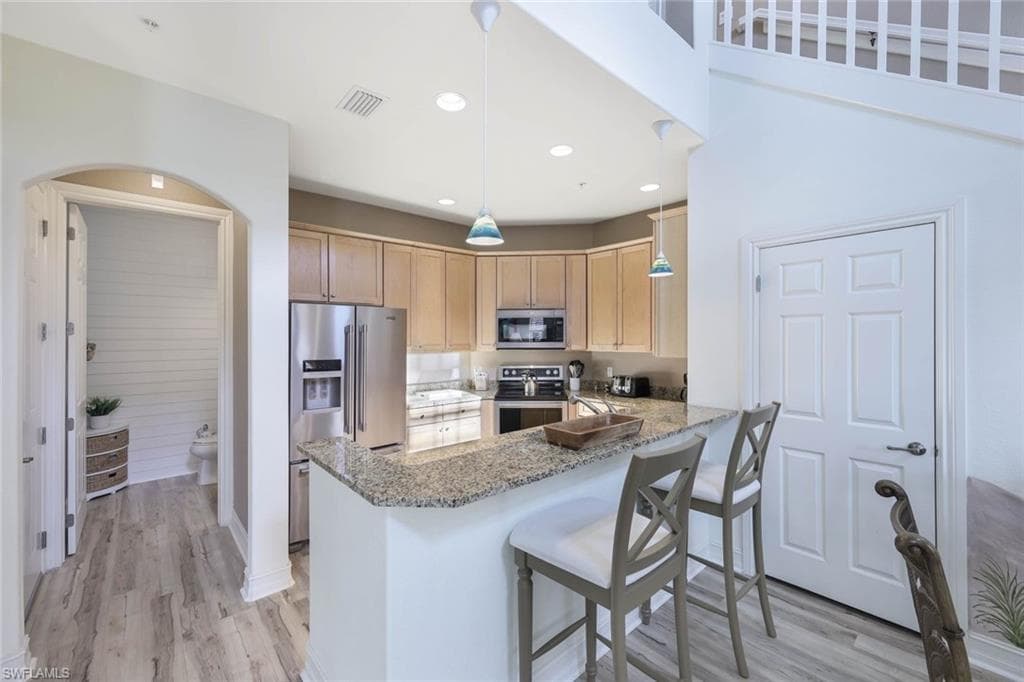 9111 Capistrano St S 8303, Naples, FL 34113-7
