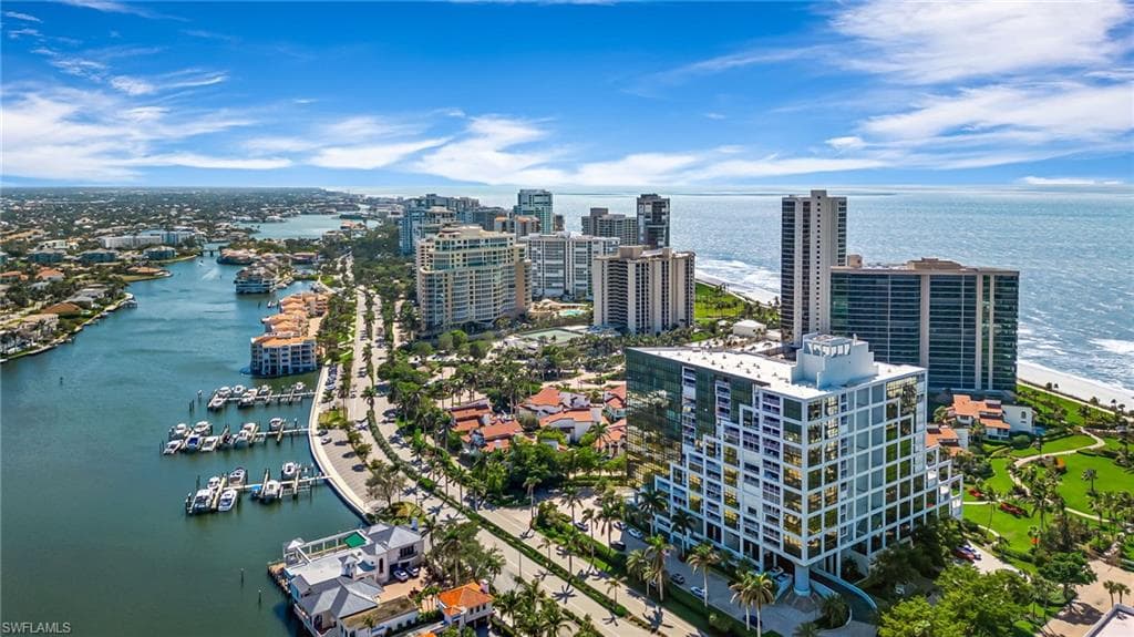 4751 Gulf Shore Blvd N 1502, Naples, FL 34103-30