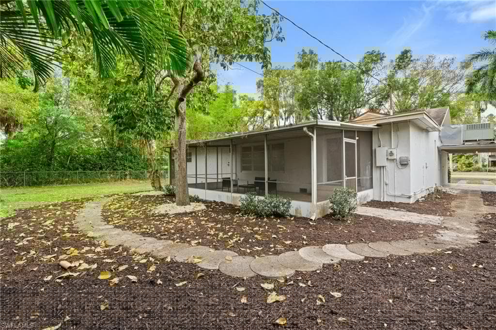 2535 Cortez Blvd, Fort Myers, FL 33901-35