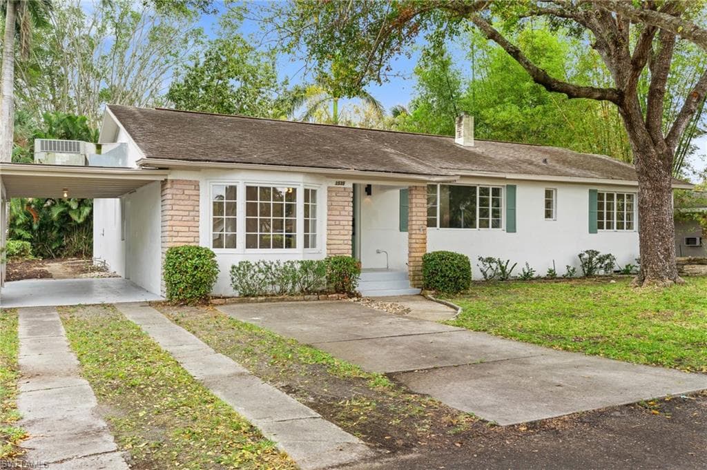 2535 Cortez Blvd, Fort Myers, FL 33901-5