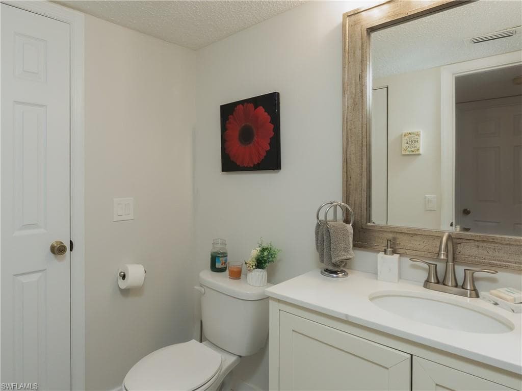 17179 Terraverde Cir 12, Fort Myers, FL 33908-19
