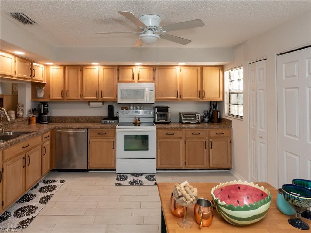 17179 Terraverde Cir 12, Fort Myers, FL 33908-8