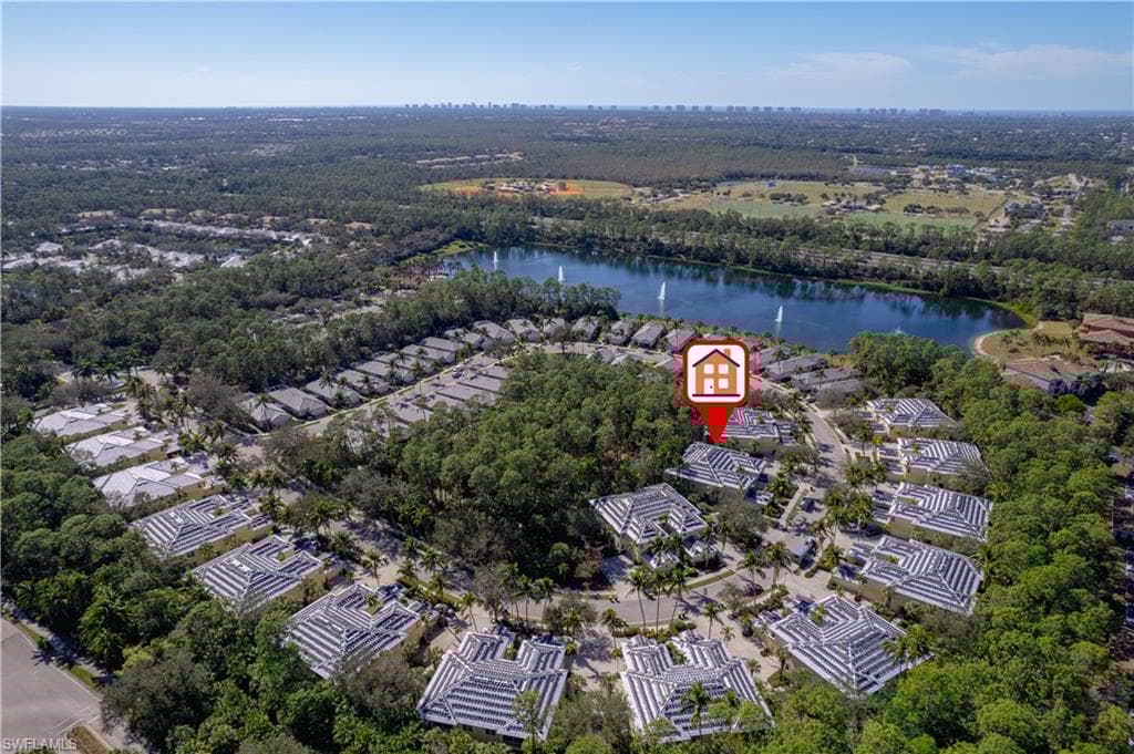 2001 Tarpon Bay Dr N 202, Naples, FL 34119-22