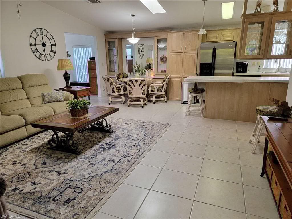 5769 Brightwood Dr., Fort Myers, FL 33905-23