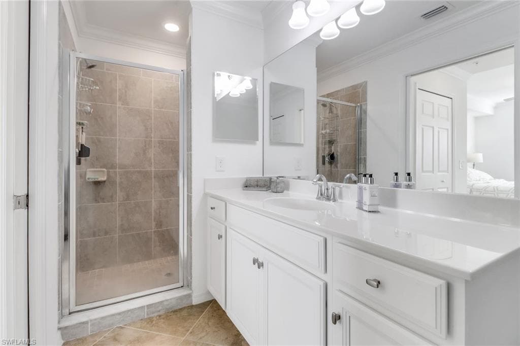 9590 Trevi Ct 5334, Naples, FL 34113-16